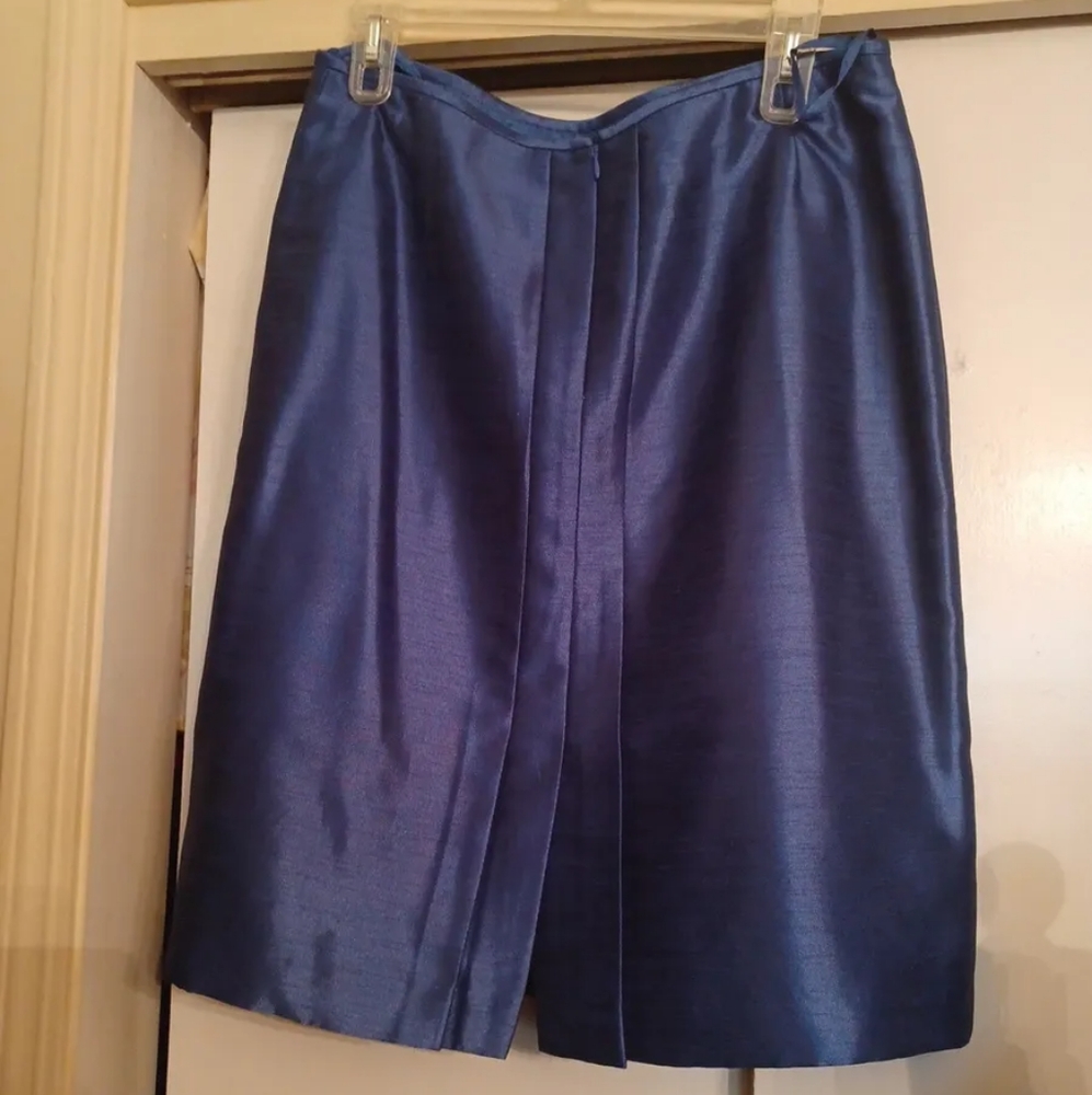 Tahari Arthur S. Levine LUXE Beaded Blue 2 Piece Skirt Suit - Picture 7 of 8
